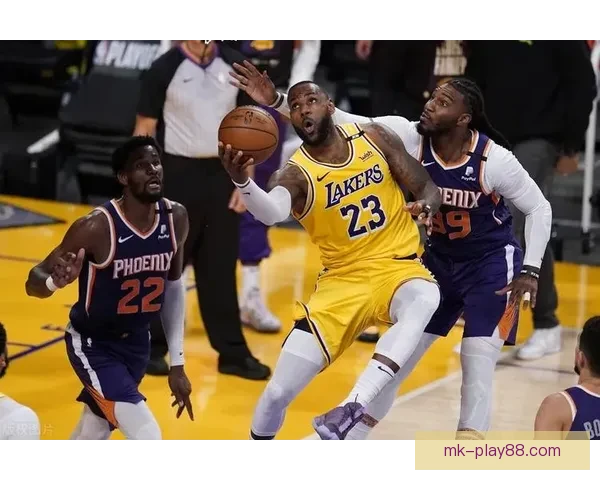 波普赛季报销后或执行2160万选项继续留守灰熊阵容引发关注